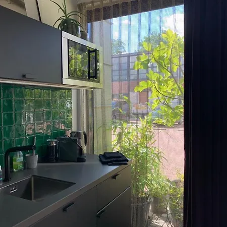 Privat bolig Chez Odette - Free Bikes & Private Car Parking Amsterdam